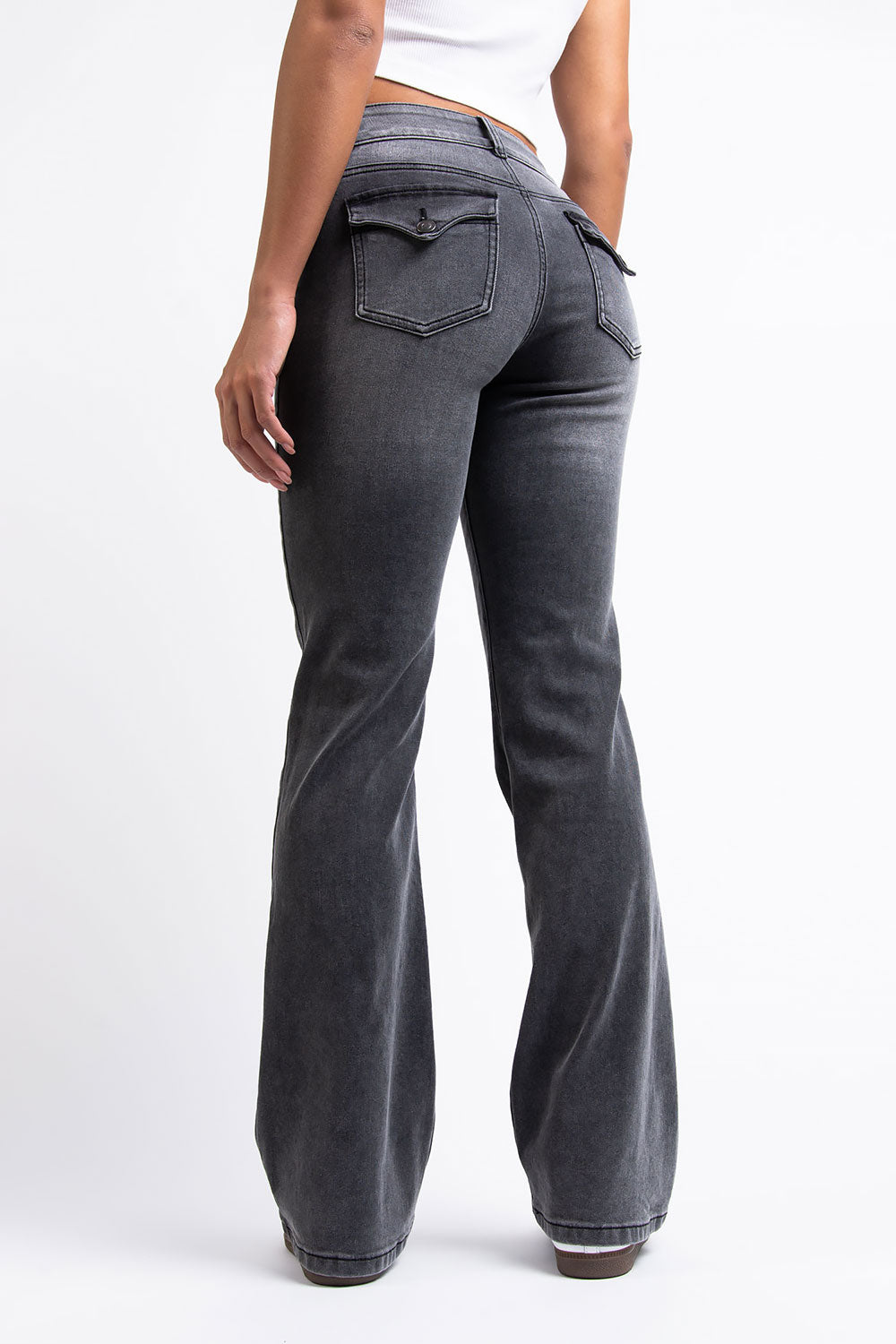 Claire 01Low Bootcut Jeans - Washed Black