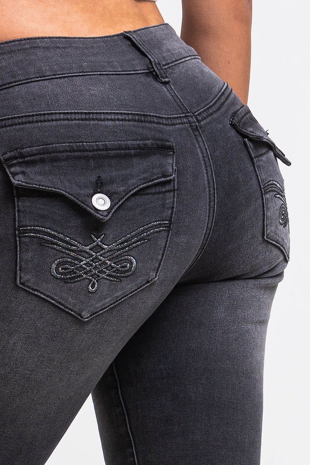 Claire 02Low Bootcut Jeans - Washed Black