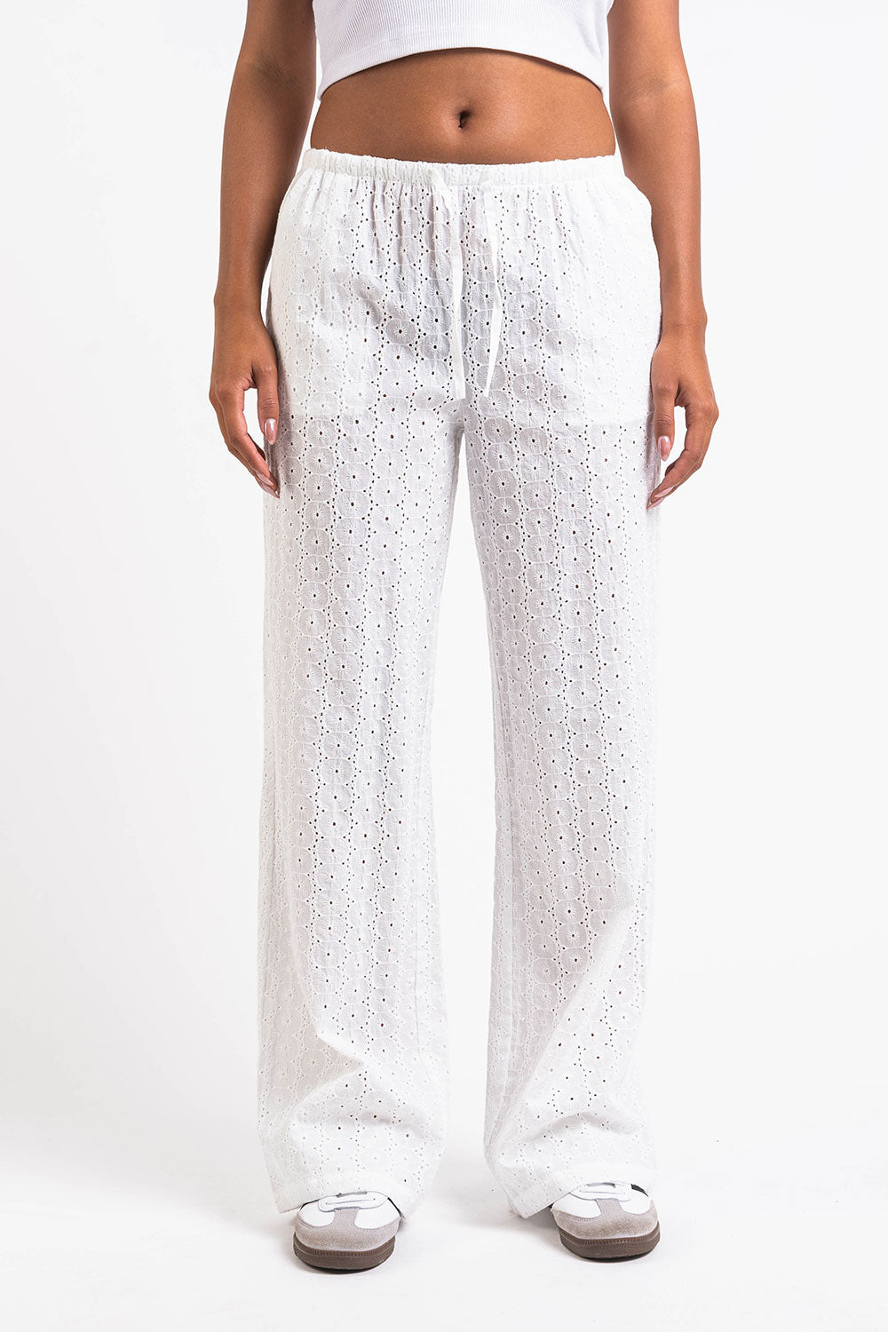 Mel 07Mid Straight Lace Pants - White
