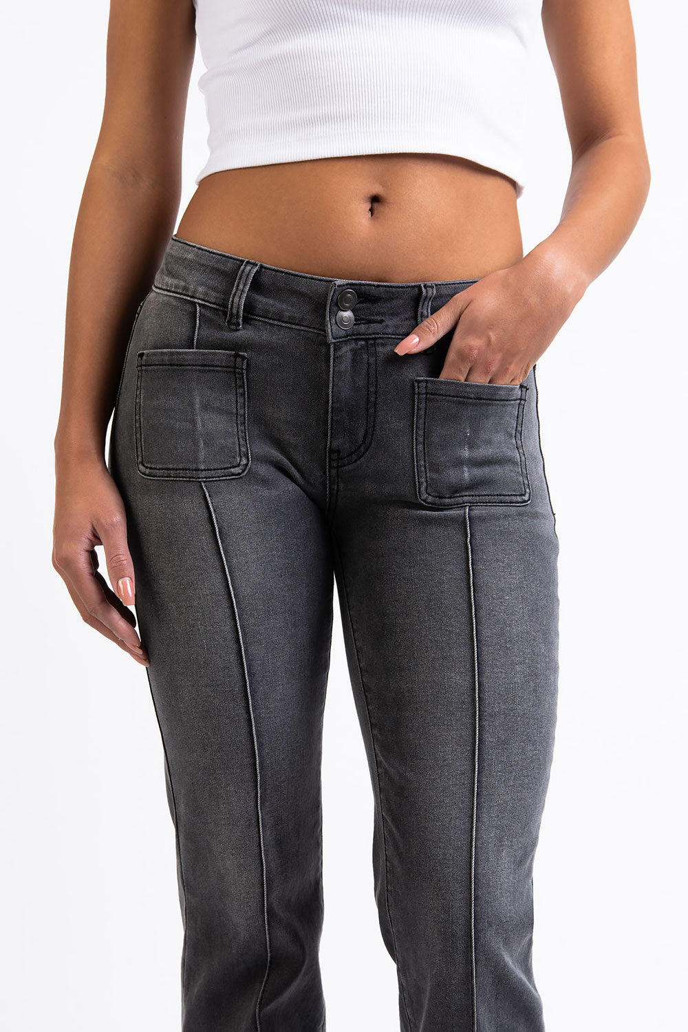 Claire 01Low Bootcut Jeans - Washed Black