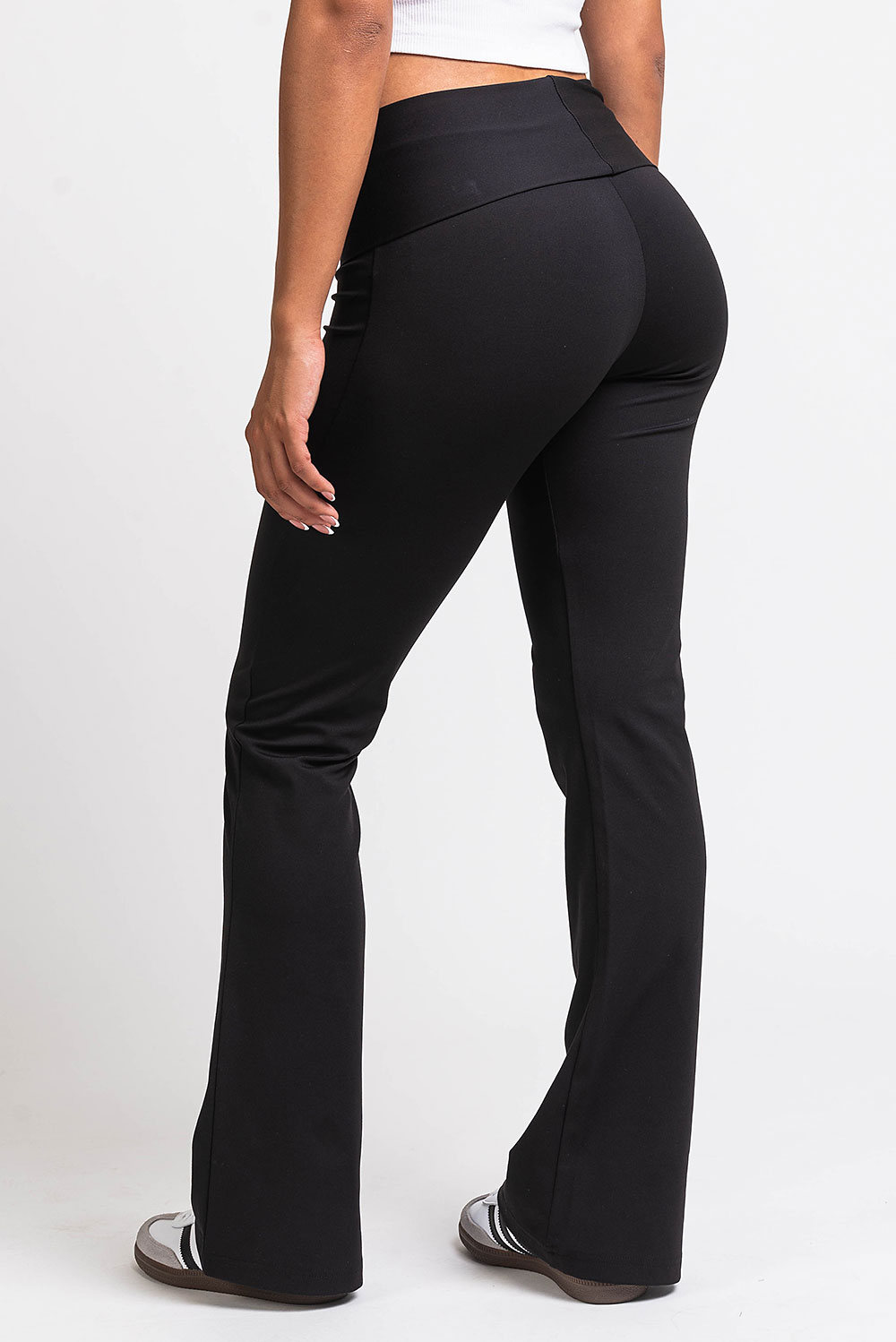 Geri 01High ActiveFlex Bootcut Leggings - Black