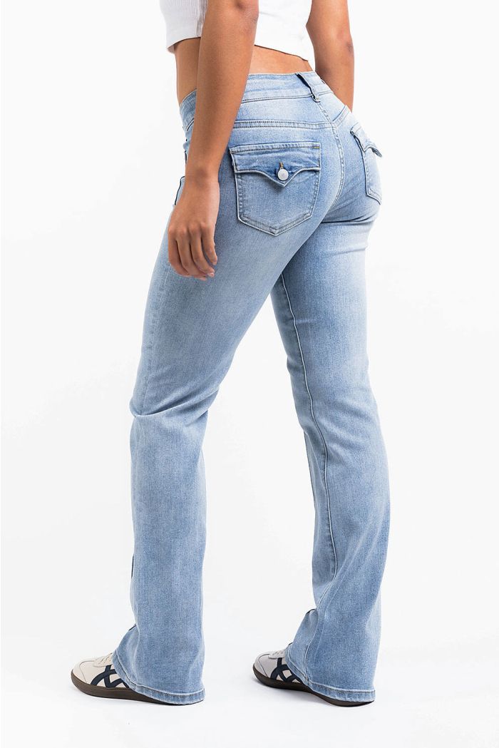 Claire 01Low Bootcut Jeans Bleach Blue MADLADY