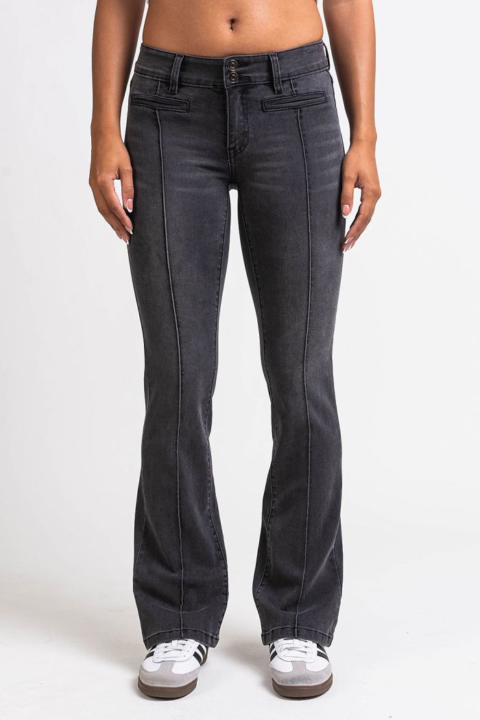 Claire 02Low Bootcut Jeans Washed Black MADLADY Claire 02Low Bootcut Jeans Washed Black MADLADY