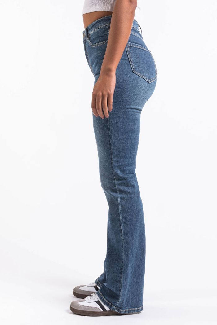 Taylor 02High Bootcut Jeans MADLADY